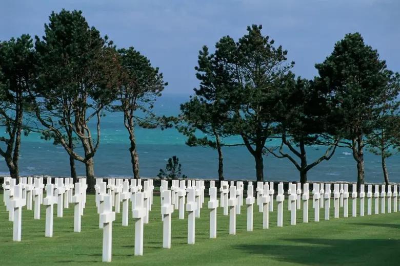 Le Clos Du Bas Courtil Guesthouse B&B Omaha Beach Osmanville Exterior foto